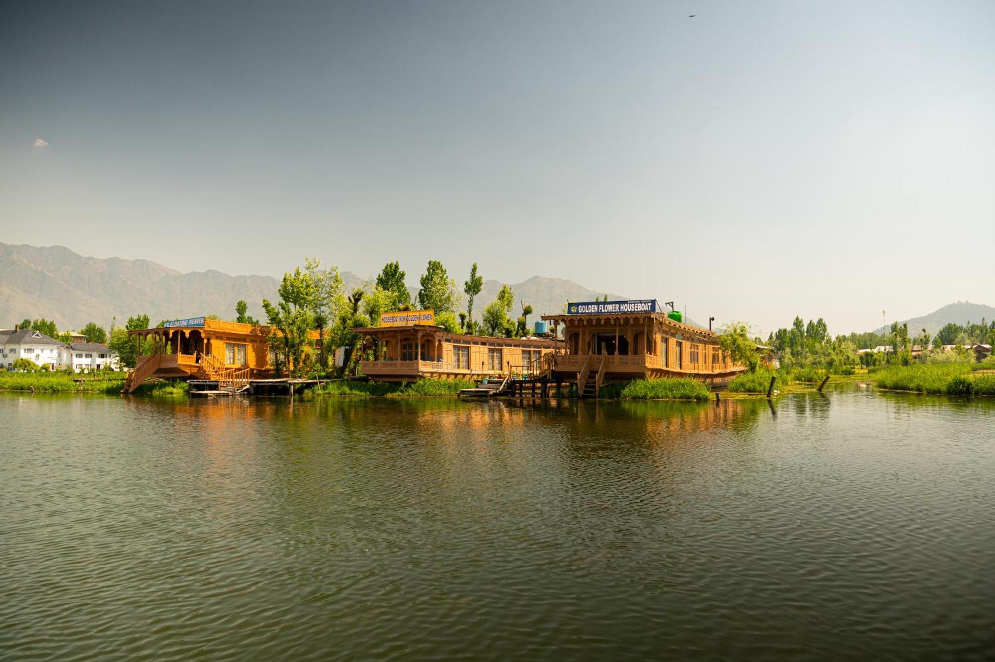 Golden Flower Heritage Houseboat Hotel Nagin Bagh Exterior photo